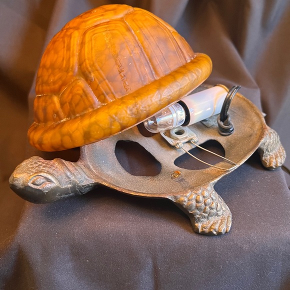 Unusual Art Deco Tortoise Lamp - Picture 3 of 4